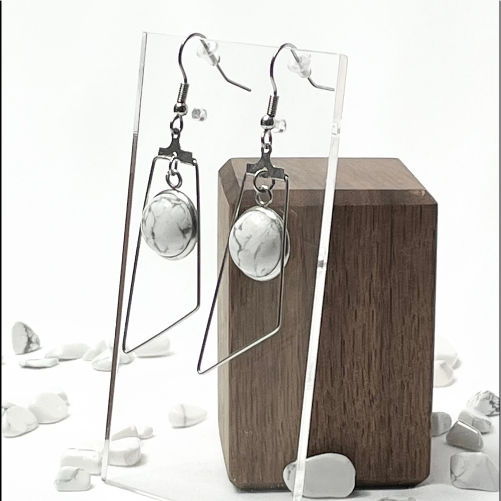 Howlite Earrings - Picture 2 of 3